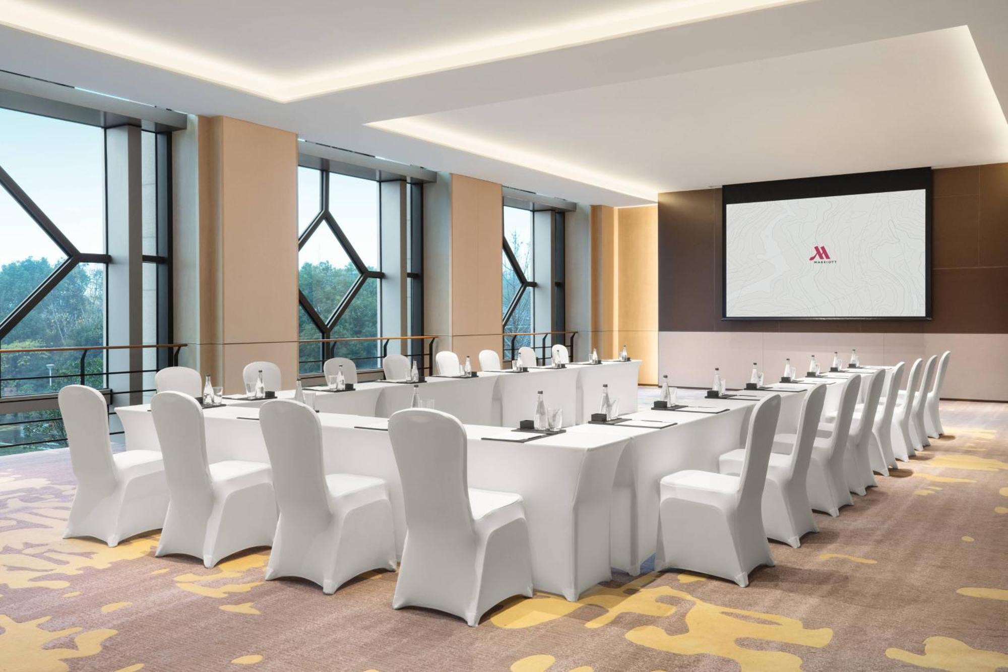 Wuxi Marriott Hotel Lihu Lake מראה חיצוני תמונה